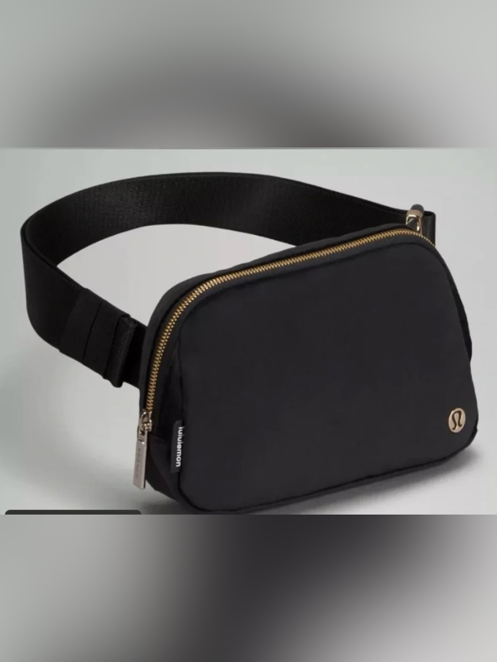 NEVER USED Lululemon Crossbody Belt Bag with Gold Hardware